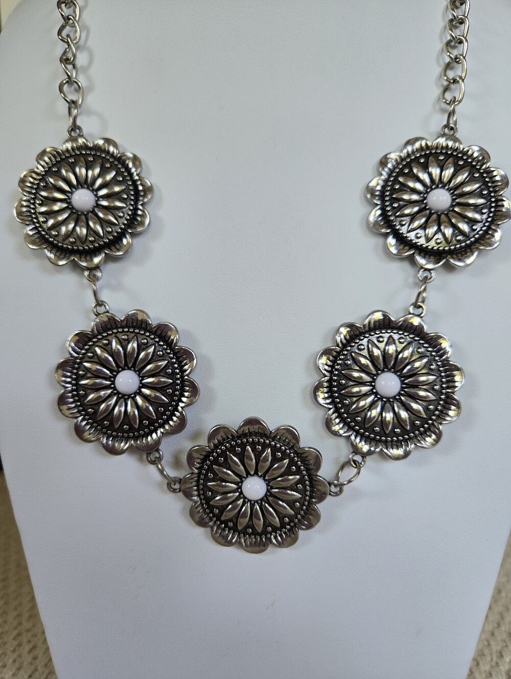 N-105-Silver Tone Sothwest Style Floral Medallion Necklace with White Accents